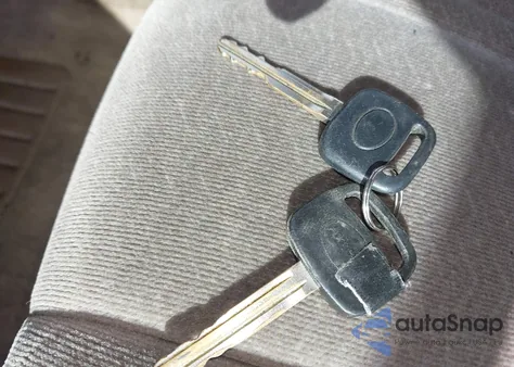 1999 Toyota Camry Le from USA, damaged, VIN 4T1BG22KXXU456004